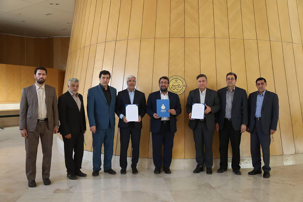 Réunion avec le ministre iranien des Sciences, de la Recherche et de la Technologie et les membres de la Commission de l’éducation de l’Assemblée consultative islamique