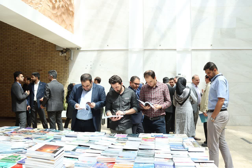 The First International Conference on the Future of Education in the Form of Metaverse and Artificial Intelligence was Held 