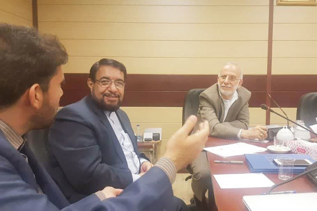 Réunion avec le vice-directeur des Communications et des Affaires Internationales du Bureau du Guide Suprême